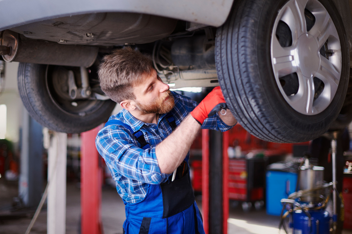Auto Mechanic Salary School Cost How Much Do Auto Mechanics Make auto-mechanic-salary-school-cost-how-much-do-auto-mechanics-make